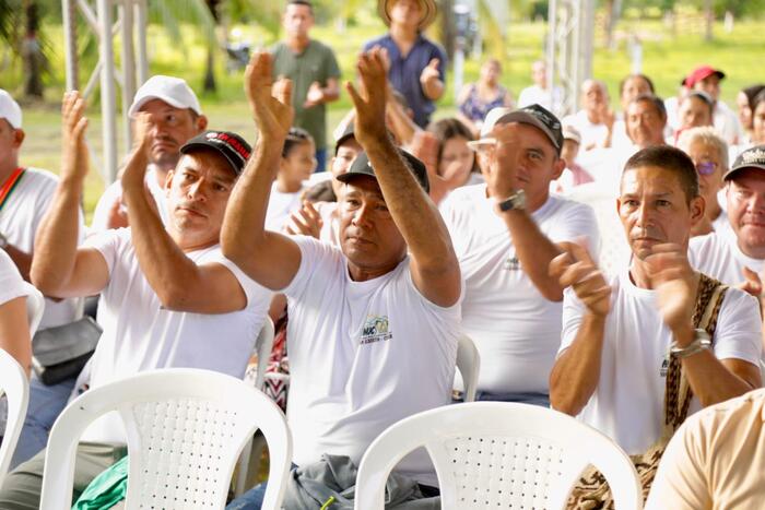 En San Alberto Cesar Tierras Que Fueron Del Paramilitarismo Pasaron A