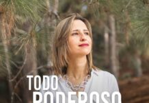 Elix Ortiz: música bajista, soñadora y creyente; con los pies bien puestos sobre un balón