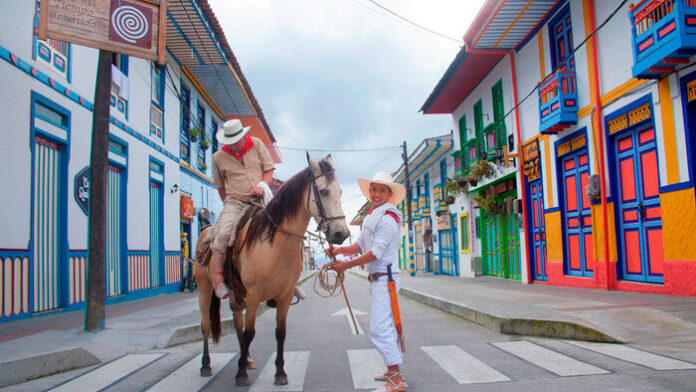 EJE CAFETERO TURISMO