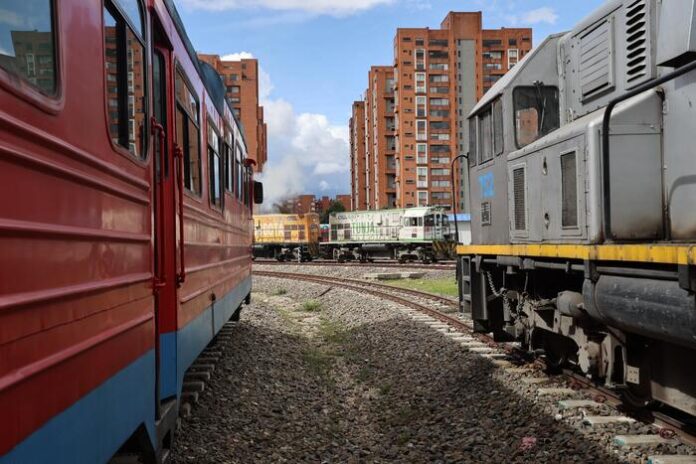 ADELANTE REGIOTRAM