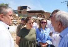 Ministra TIC comprueba conectividad en zonas afectadas por el terremoto; soluciones satelitales en escuelas del Valle