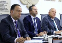 MinVivienda plantea aumento progresivo de recursos para reactivar vivienda, agua y reconstrucción del país.